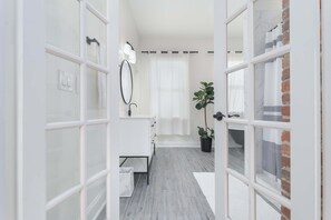 Shower, hair dryer, shampoo