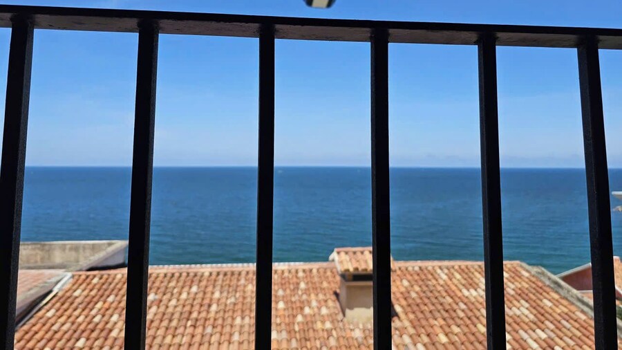 La Maison De Dino Hotels & Apartments