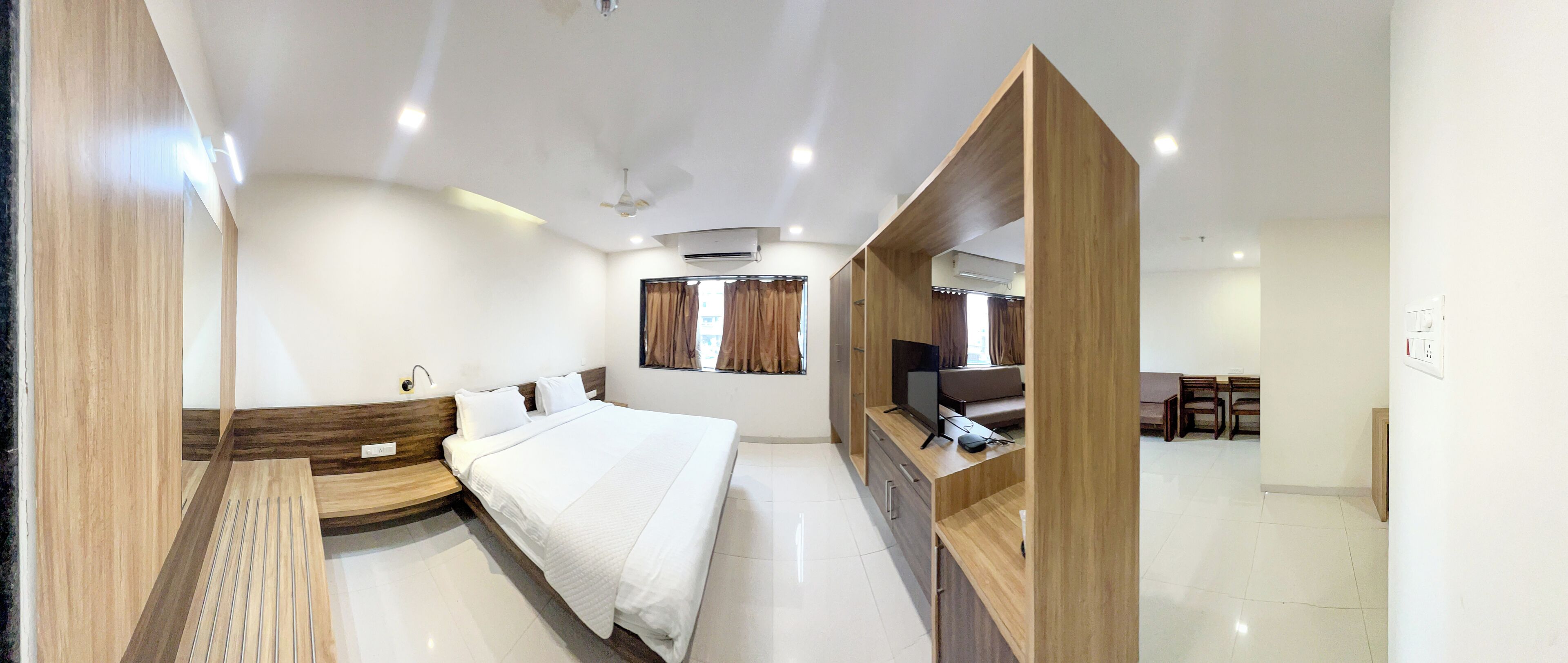 Phòng Suite | Bàn ủi/dụng cụ ủi quần áo, truy cập Internet không dây miễn phí 