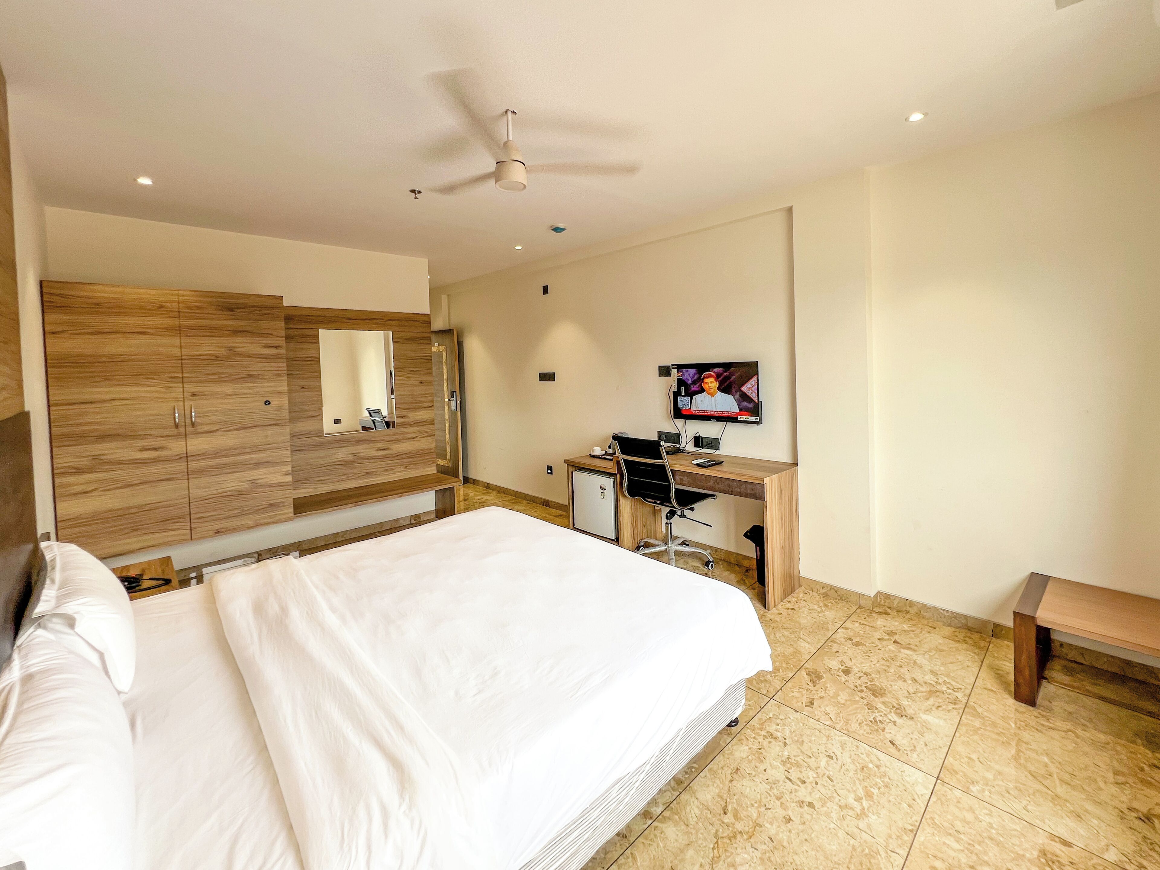 Phòng Deluxe, quang cảnh vườn | Bàn ủi/dụng cụ ủi quần áo, truy cập Internet không dây miễn phí 