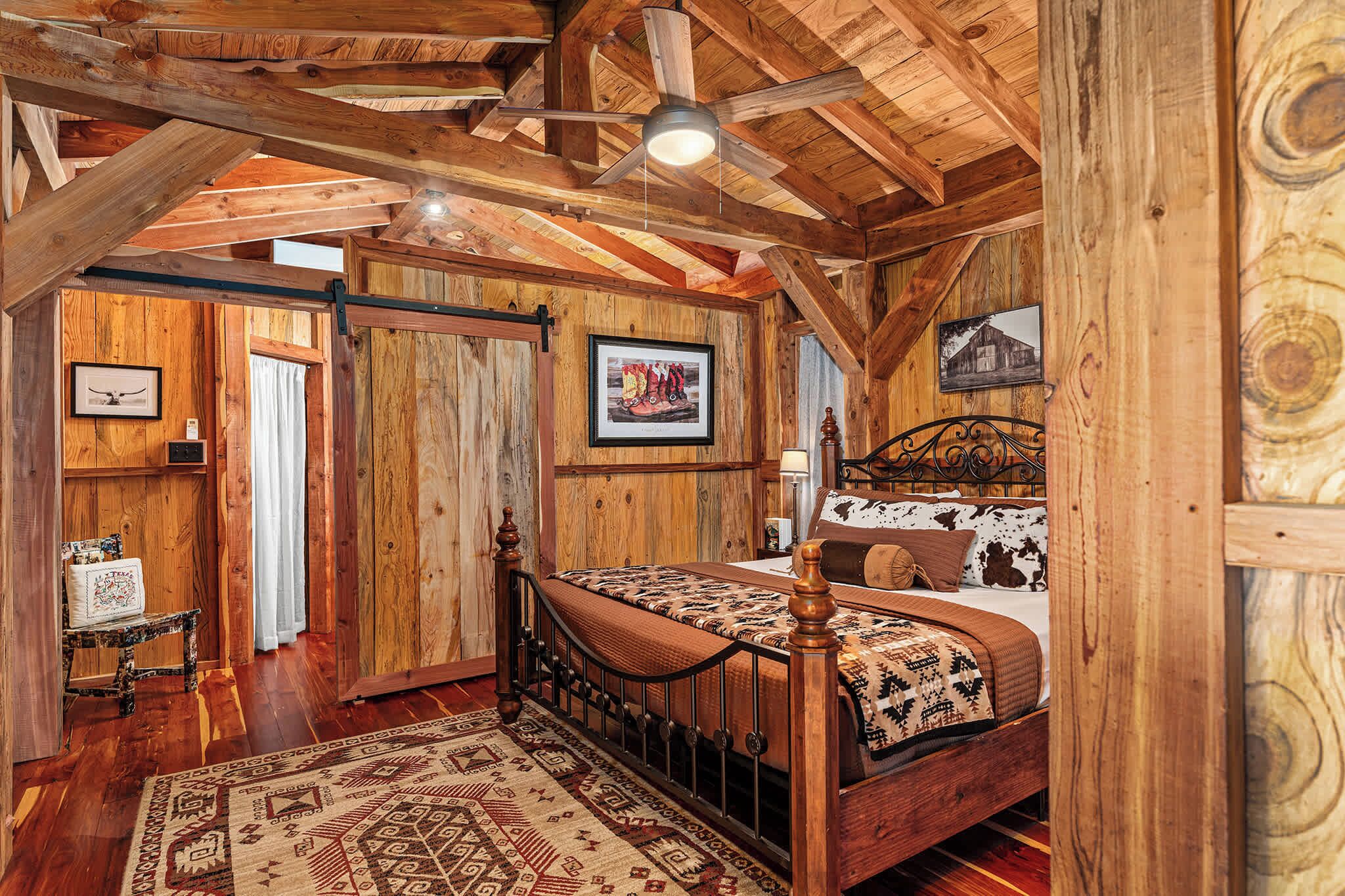 1 多间卧室、熨斗/熨衣板、WiFi、床单