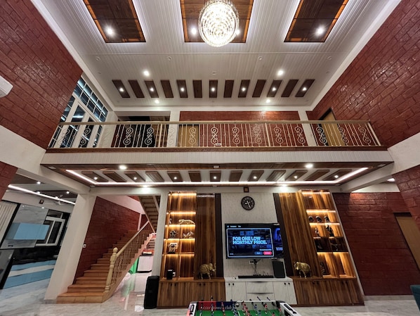 Perincian bahagian dalam
