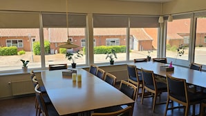 House | Dining - 2 Person Holiday Park Home in Lemvig (Lemvig)