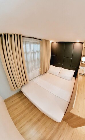 2 bedrooms, iron/ironing board, Internet, bed sheets