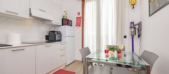 Fior di Loto (A9) | Large Studio | Rho Fiera | Malpensa | Milan