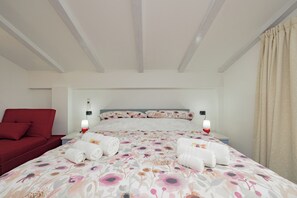 1 bedroom, WiFi, bed sheets - Fior di Loto (A9) | Large Studio | Rho Fiera | Malpensa | Milan (Cesate)