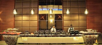 dhanalakshmi srinivasan hotels pvt ltd