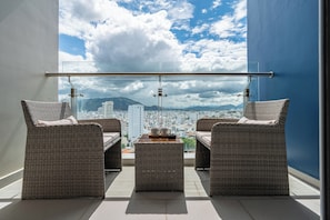 Junior Apartment | Balcony