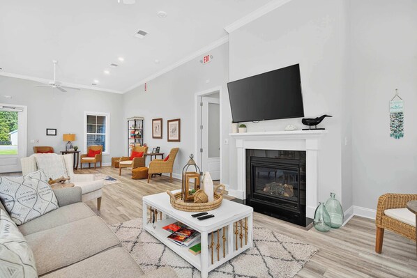 Unclassified image, 1 of 38, button