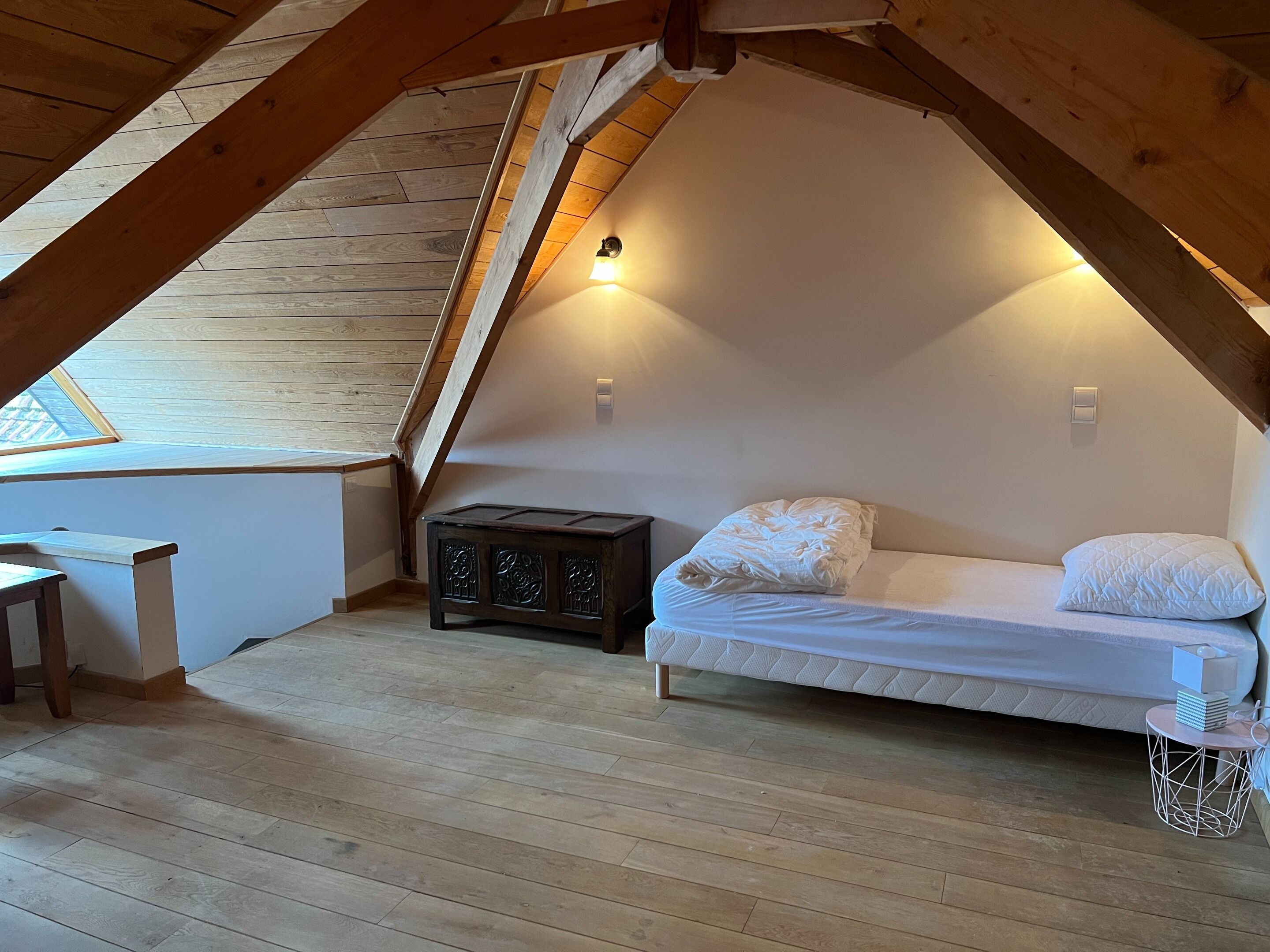 12 sovrum, strykjärn/strykbräda, gratis wi-fi och sängkläder