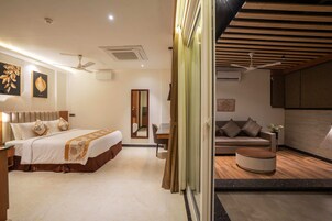 이그제큐티브 스위트 | 객실 내 금고, 책상, 노트북 작업 공간, 다리미/다리미판