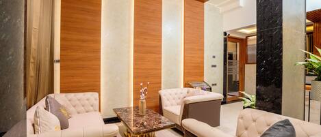 Sảnh tiếp tân