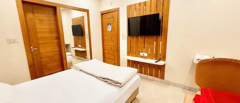 Ropa de cama de alta calidad y escritorio