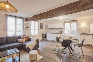 Apartment | Living area