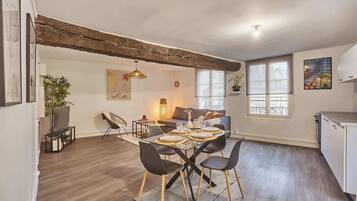 Apartment | Living area