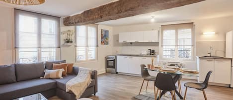 Apartment | Living area