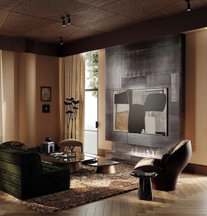 Individually decorated, individually furnished, desk, laptop workspace - EMALIA Centre Building-Old Quarter (HANOI)