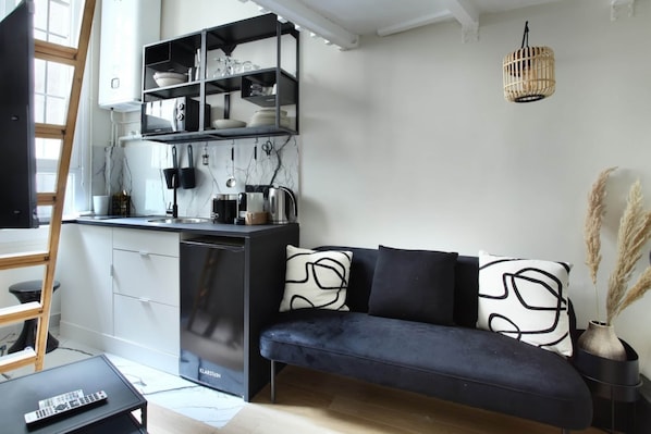 Apartment | Living area