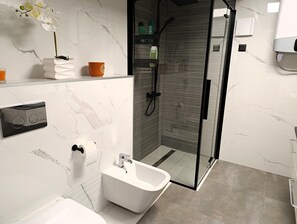 House | Bathroom - Holiday Home in Stepnica Near Szczecin Lagoon (Stepnica)