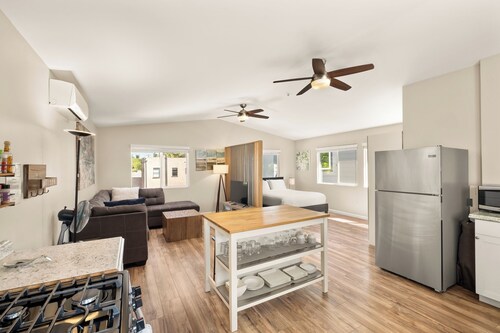 Modern Loft Retreat - North Park SD