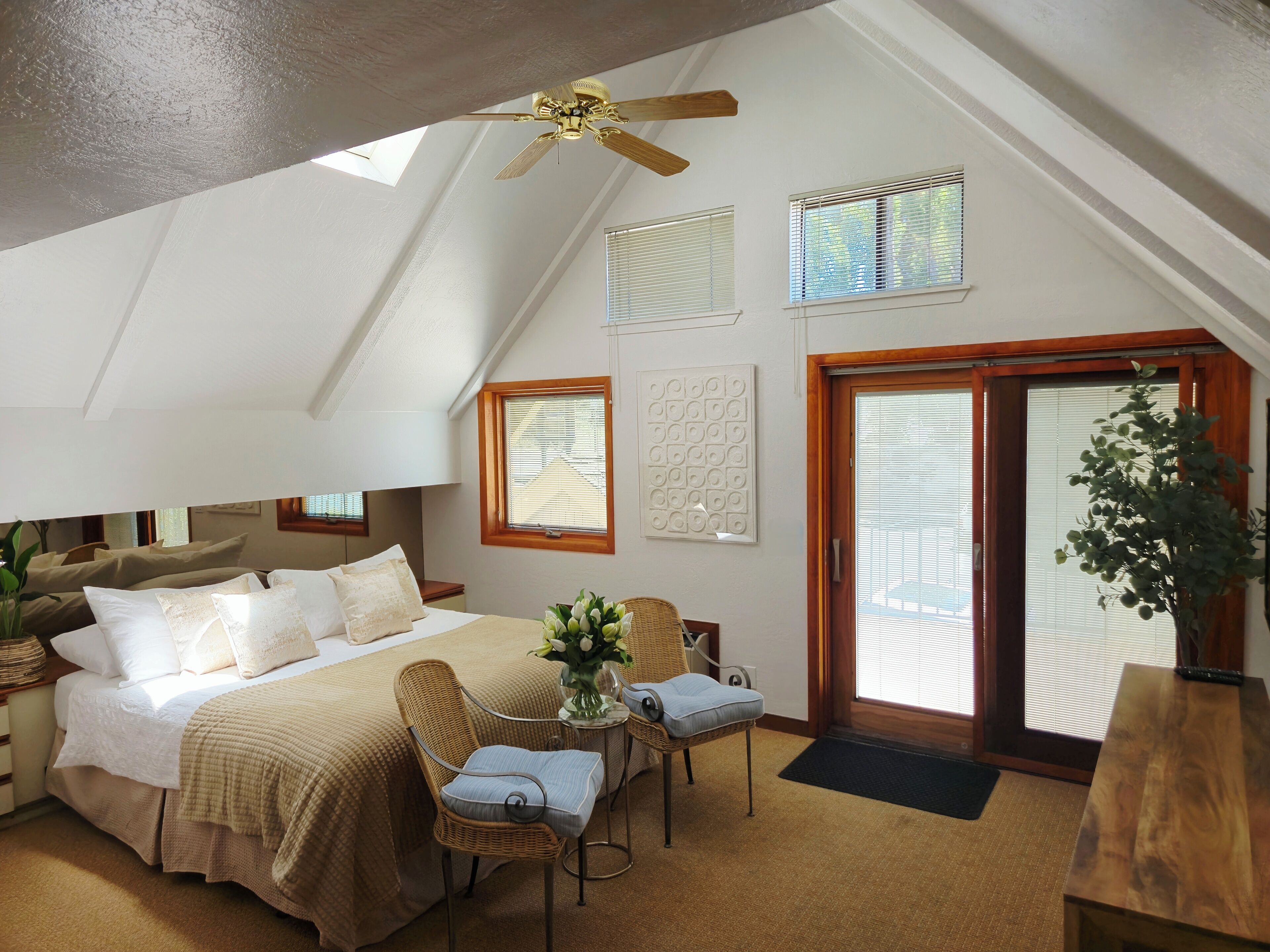 2 chambres, fer et planche à repasser, Wi-Fi gratuit, draps fournis