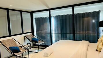 Luksushuoneisto, 1 makuuhuone, tupakointi kielletty, näköala uima-altaalle | Kylpyhuone