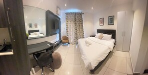 Luxury Studio Suite, Balcony, Garden View | Individually decorated, individually furnished, desk, laptop workspace