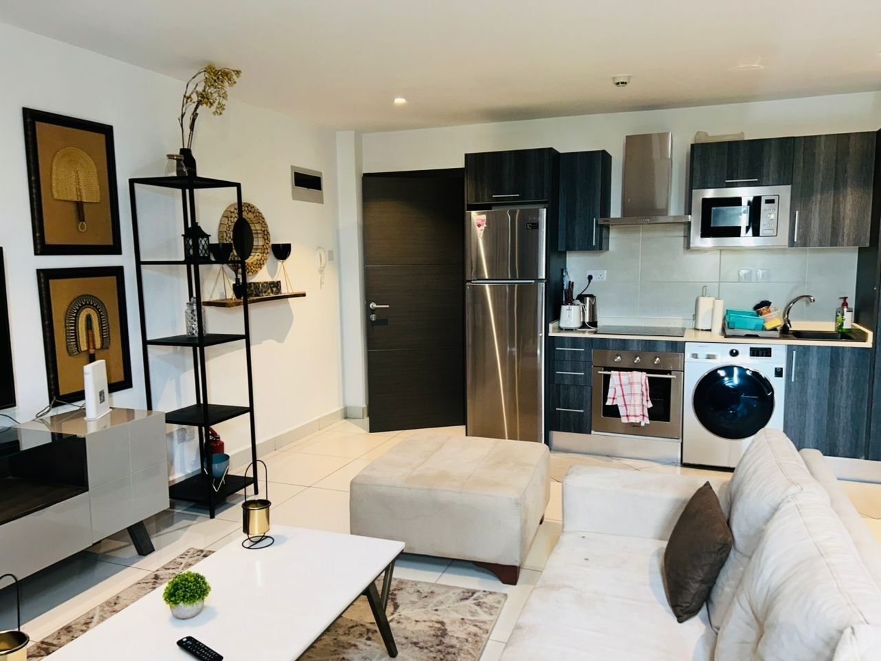 Luxury Apartment, 1 Bedroom, Non Smoking, Pool View | Living area | Flat-screen TV, fireplace