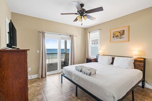 5 bedrooms, iron/ironing board, WiFi, bed sheets - Beachfront Gulf Retreat w/ Private Boardwalk + Screened Deck | Sleeps 14 | Pet Friendly (Cape San Blas)