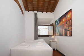 Iron/ironing board - Tuscan Top Floor Duplex (Firenze)