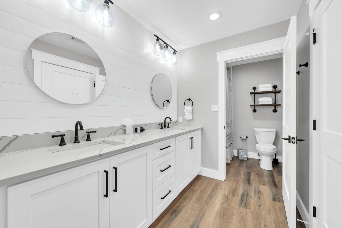Photo 19 of Destin Harbor Haven sleeps 8, pet friendly, near beach