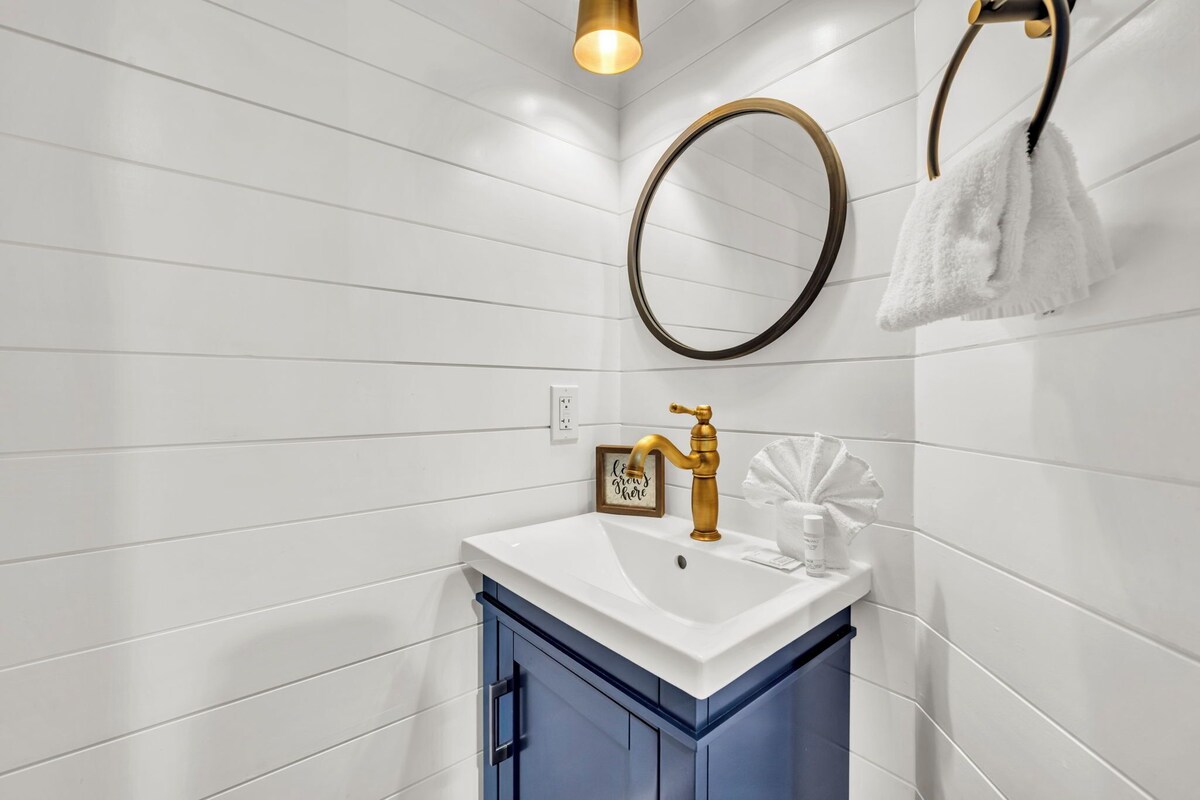Photo 17 of Destin Harbor Haven sleeps 8, pet friendly, near beach