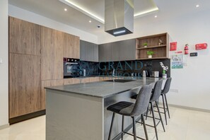 Mikrowelle, Geschirrspüler