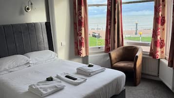 Dobbeltværelse - havudsigt | Skrivebord, strygejern/strygebræt, gratis Wi-Fi