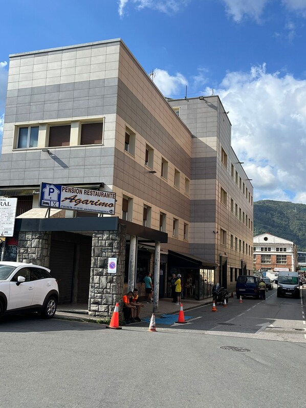 Fachada del alojamiento