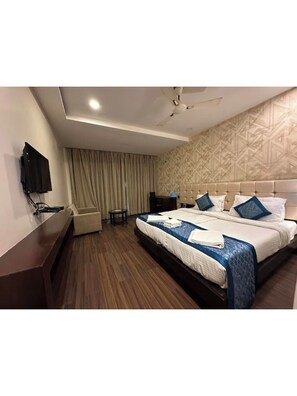 Premium Room - Hotel The Westinn (Varanasi)