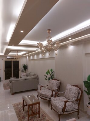 Interior - 3-bedroom fully furnished apartment in charming Alexandria Governorate with AC (Alexandria Governorate)