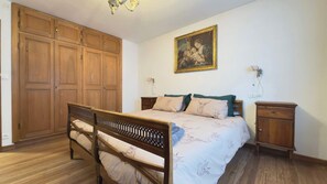 3 bedrooms, desk, iron/ironing board, WiFi - Ca' Del Molin, spacious apartment with view (Cortina d'Ampezzo)