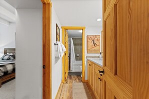 2 chambres, Wi-Fi gratuit, draps fournis