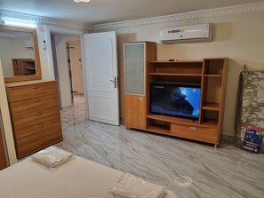 Apartment, 1 Bedroom, Accessible, Smoking