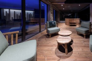 Parihoitohuone(ita), sauna, poreallas, höyrysauna, turkkilainen sauna