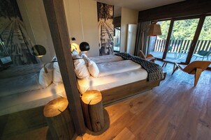 Caja de seguridad en la habitación y sistema de insonorización 