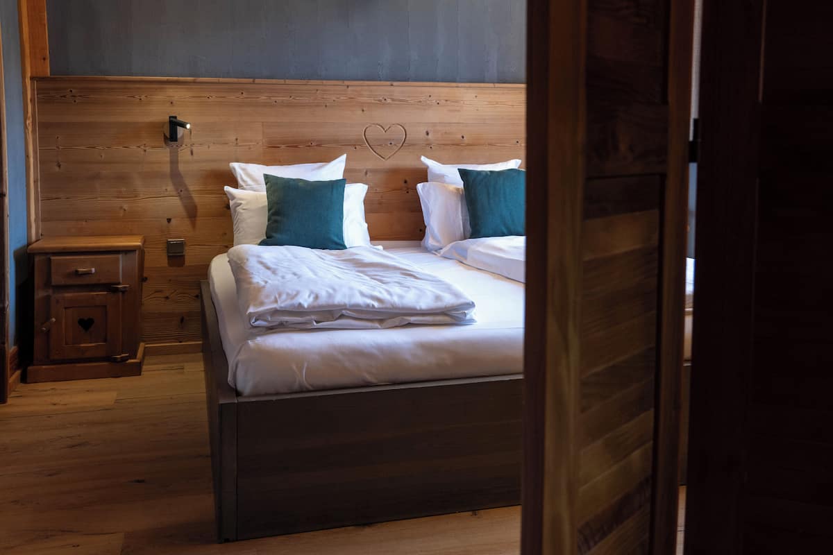 Classic Triple Room | In-room safe, soundproofing, free WiFi, wheelchair access