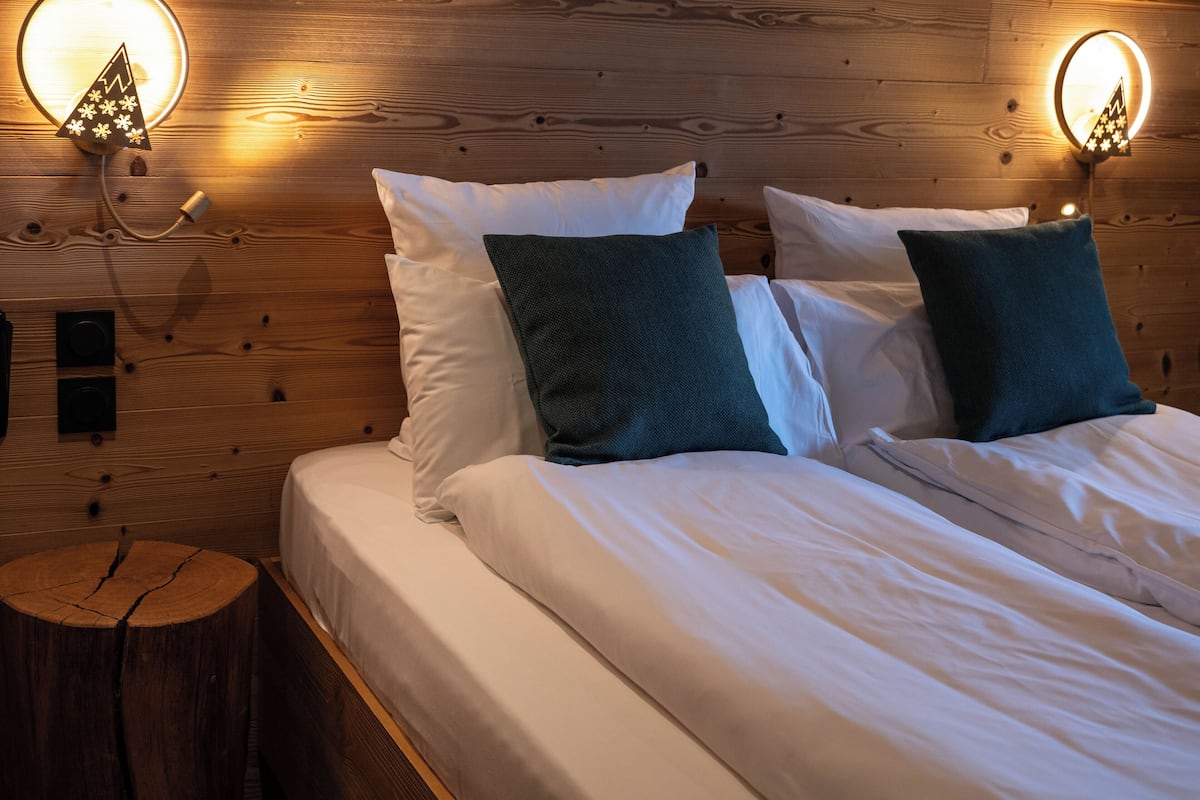 Classic Double Room | In-room safe, soundproofing, free WiFi, wheelchair access