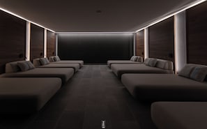 Salas de tratamiento para parejas, un sauna, una bañera de hidromasaje