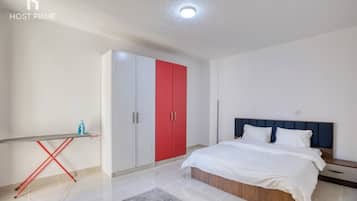 Caja de seguridad en la habitación y cortinas blackout
