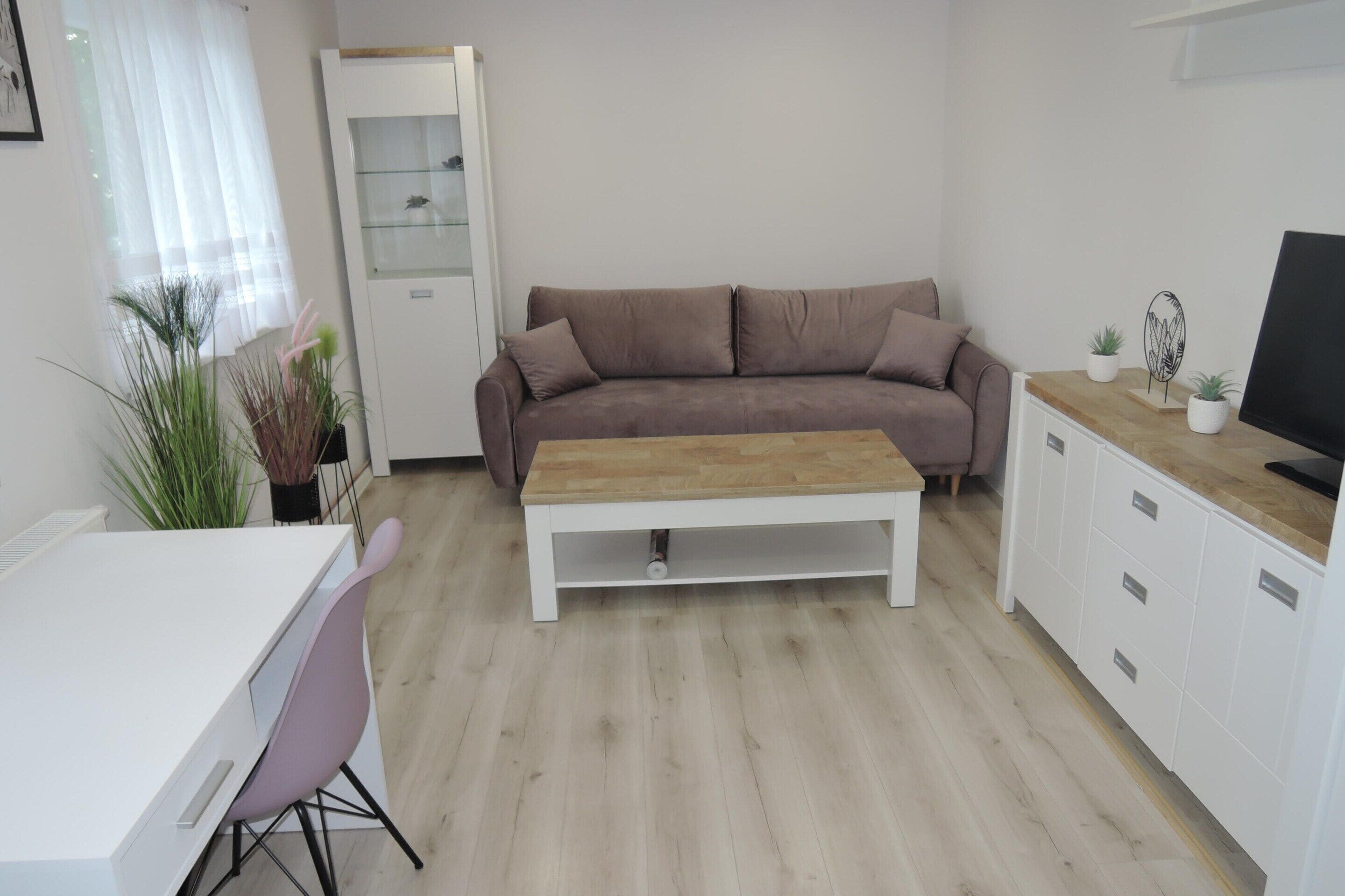 House | 3 bedrooms, individually furnished, bed sheets