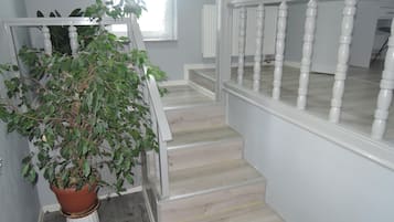 House | Bahagian dalam