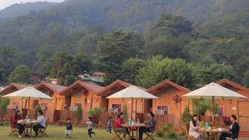 Premium Cabin, Balcony, Mountain View | Mountain view