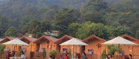 Superior Chalet, Balcony, Mountain View | Premium bedding, desk, laptop workspace, free rollaway beds